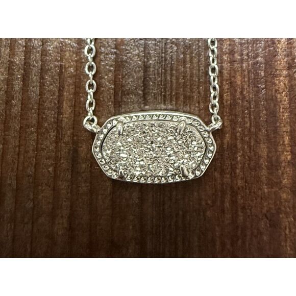 Kendra Scott Jewelry - Kendra Scott Elisa Pendant Necklace In Platinum Drusy Silver